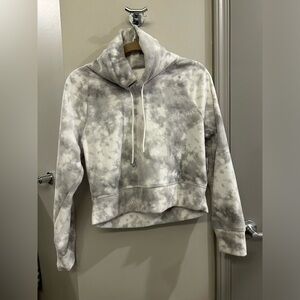 Old Navy Active Cowl Neck Sweatshirt Women’s Small White Go Warm